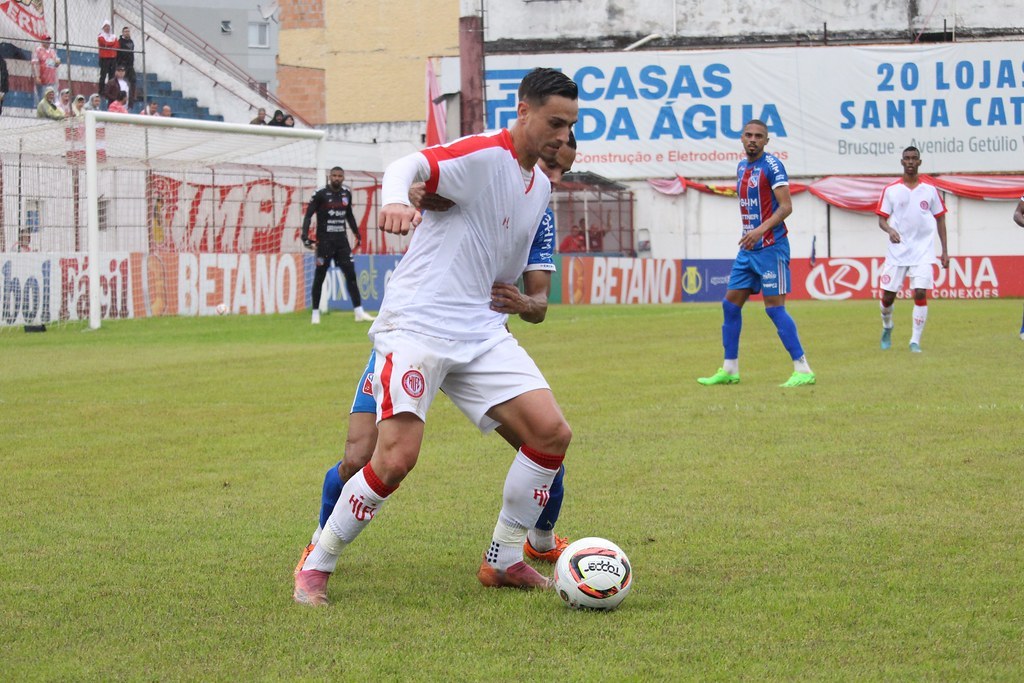 Hercílio Luz empata Carlos Renaux na estreia da Copa Santa Catarina